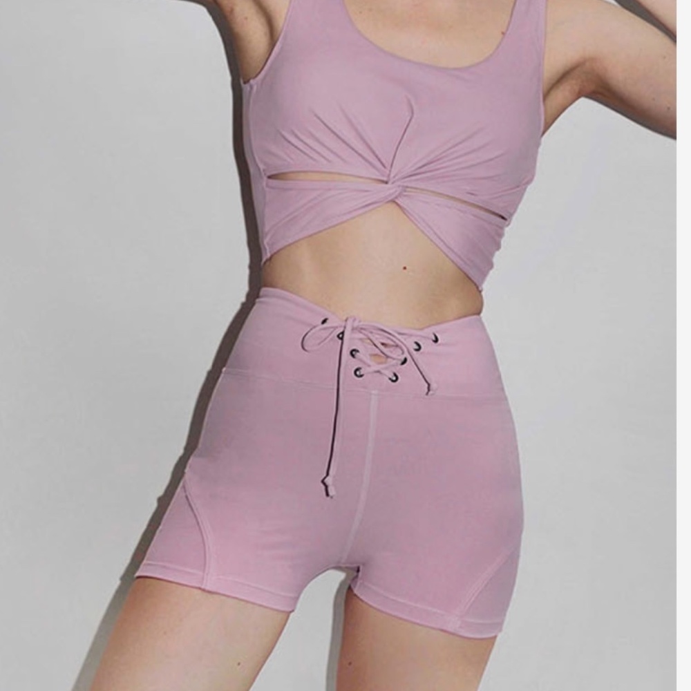 NWOT Like New Wiskii Active Lace Up Bike Shorts in Size Small in Rose Color